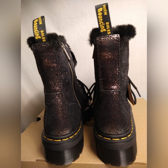 Dr. MARTENS JADON AIRWAIR METALLIC FAUX FUR-LINED PLATFORM BOOTS 10 USA/8 UK NWT - Picture 6 of 8